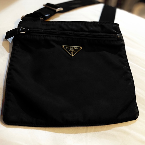 AUTHENTIC Prada crossbody bag - Picture 4 of 6